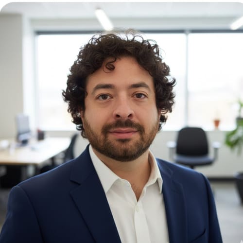 Headshot of Alexander Valenzuela, NP