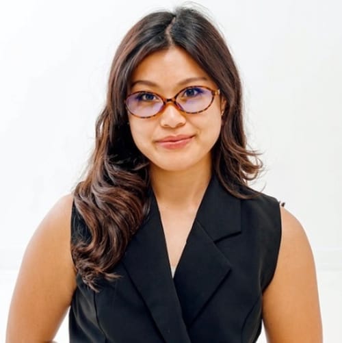 Headshot of Jasmine Maniti, NP