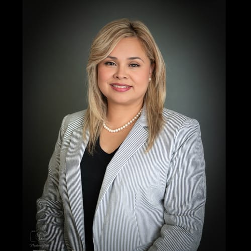 Headshot of Sanjuana Pozas, LPC
