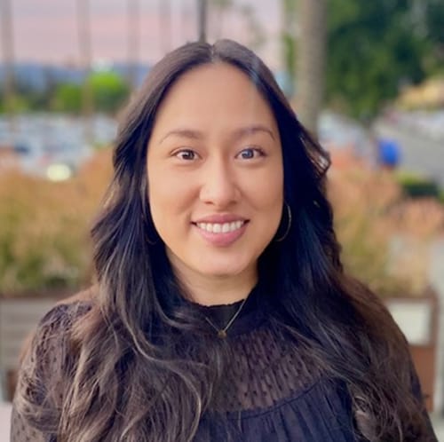 Headshot of Shirley Del Aguila, LMFT