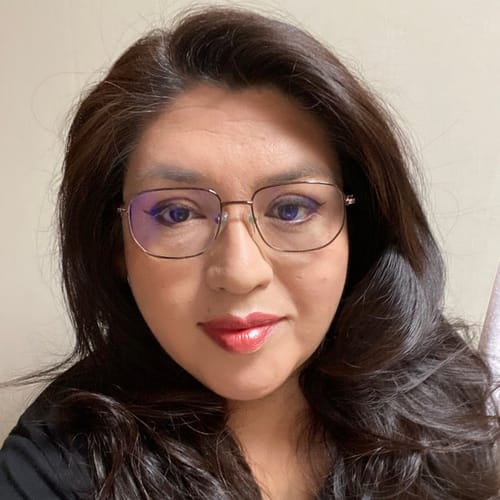 Headshot of Shirley Lozano Nelson, LCSW