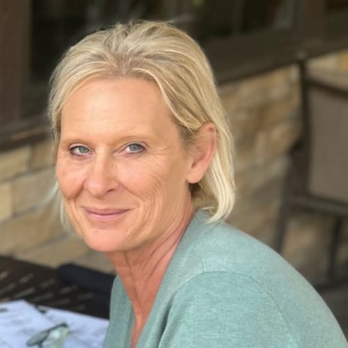 Headshot of Jolynn Dubea, LPC