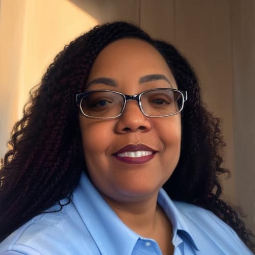 Headshot of Tahira Santana, LPC
