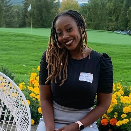 Headshot of Naimah Muhammad, LCSW