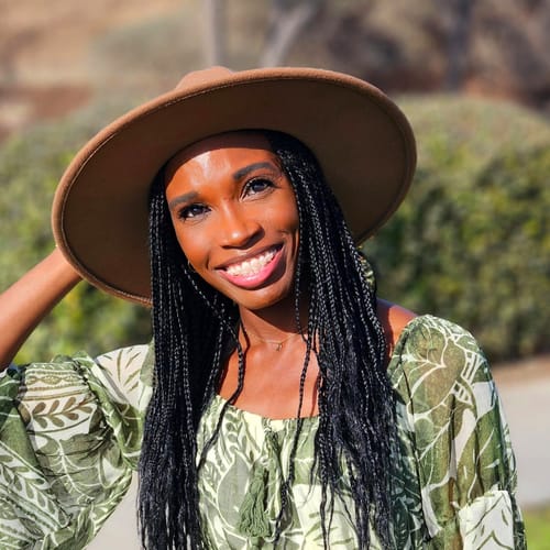 Headshot of Nikia Kirkendoll, LPC