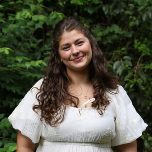 Headshot of Allie Kirvin, LMHC
