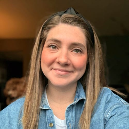 Headshot of Elizabeth Gross, LPC