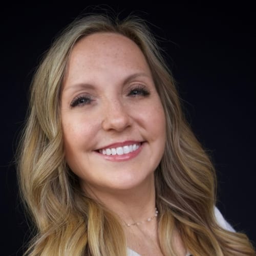 Headshot of Angela Yates, LMHC