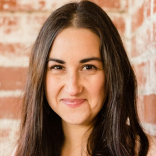 Headshot of Michelle Roberts, LCSW