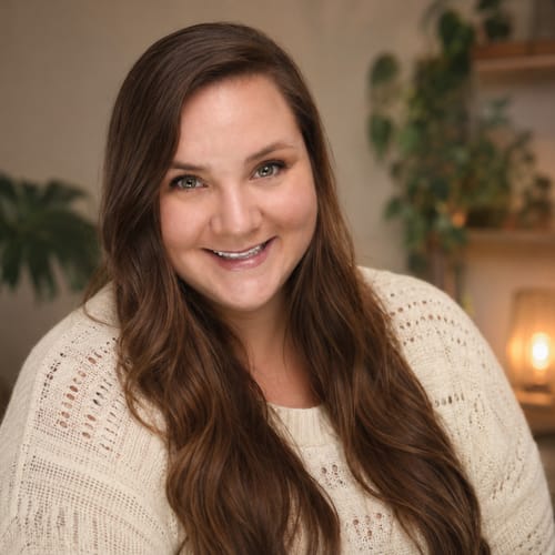 Headshot of Kara Meyer, LPCC