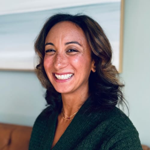Headshot of Elia Johnson, LCSW