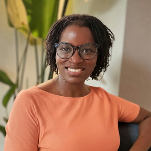 Headshot of Rabiah Jamar, LCSW