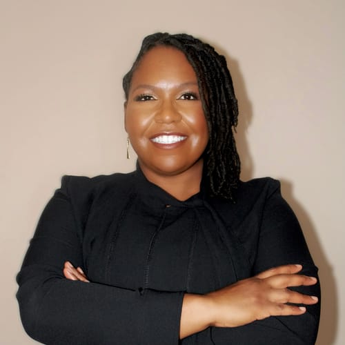 Headshot of April Martin, PSYCHOLOGIST