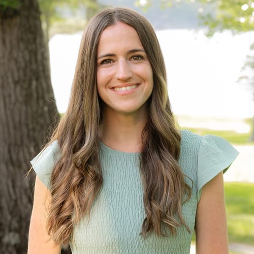 Headshot of Justine D'Ambrosio, LCSW