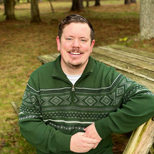 Headshot of Ryan Ettner, LCSW