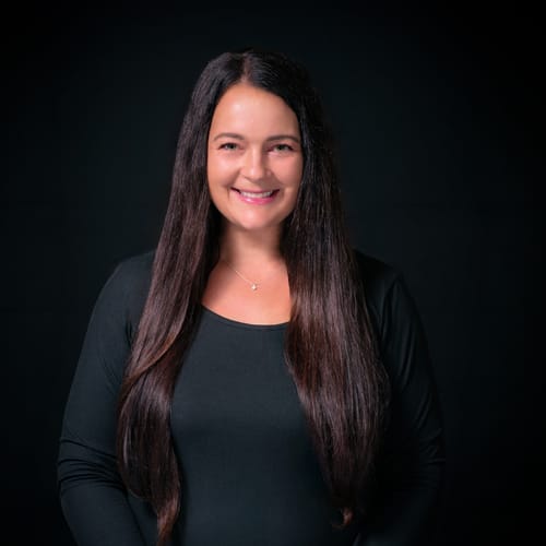 Headshot of Rachael Forbes, LMFT