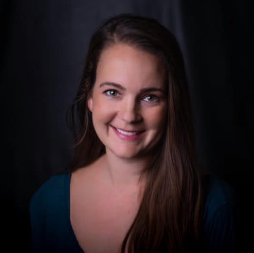 Headshot of Rachael Forbes, LMFT