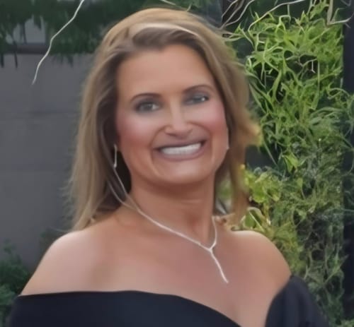 Headshot of Robin Gardner, LCSW