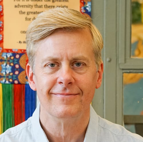 Headshot of Geoffrey Herden, LPC