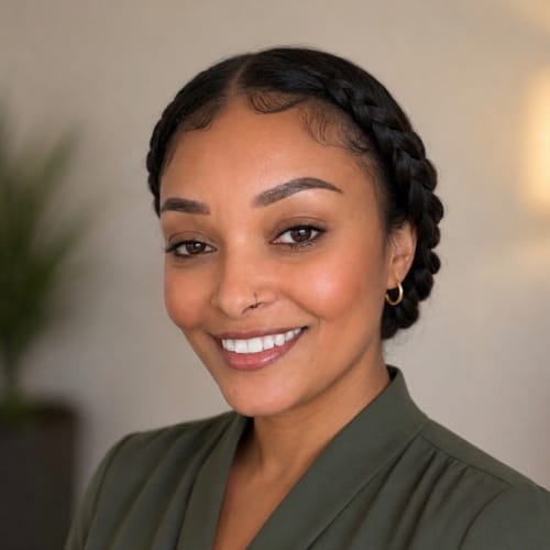 Headshot of Sinamariam Demsash, LMFT