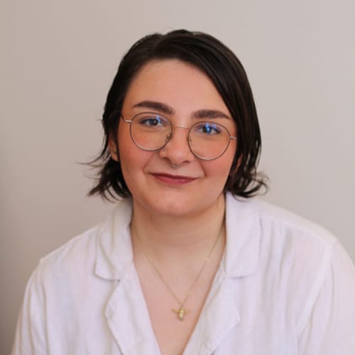 Headshot of Mel Signore, LMHC