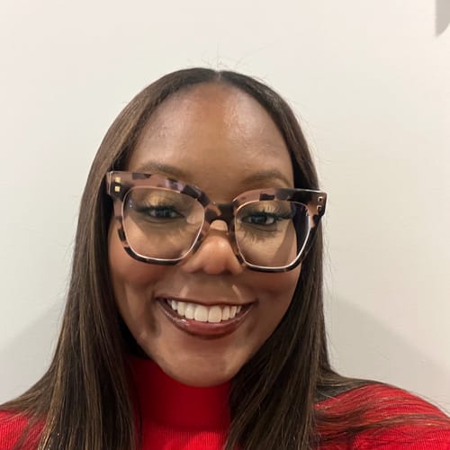 Headshot of Tishina Davis, LCSW