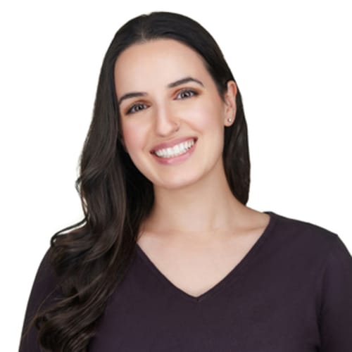 Headshot of Susan Aziz, LPCC