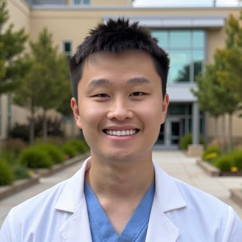 Headshot of Roger Huang, Pmhnp-Bc, NP