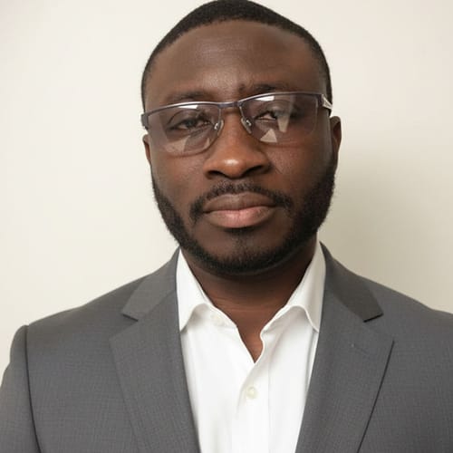 Headshot of William Opoku, LMHC