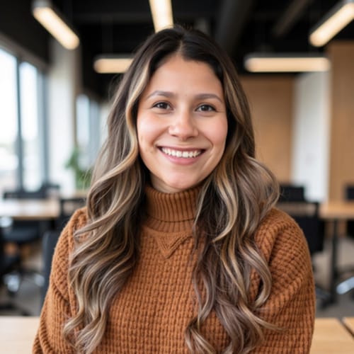 Headshot of Emily Flores, LISW