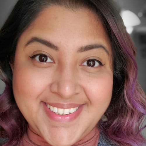 Headshot of Adrianna Linares, LCSW