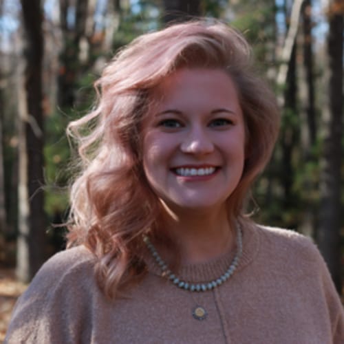 Headshot of Meg Kellogg (Gravely), LPC