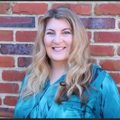 Headshot of Rachel Willard, LCSW