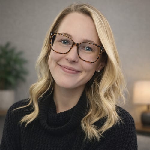 Headshot of Amanda Knapper, LPCC