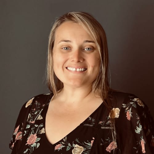 Headshot of Kelly Phipps, LMHC