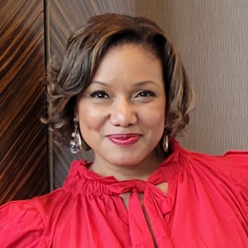 Headshot of Lorri Key, LCSW