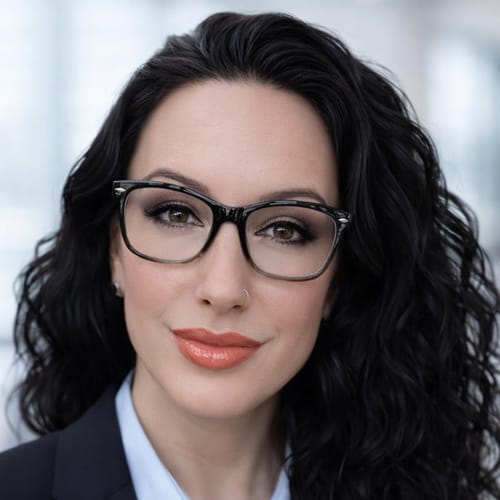Headshot of Christelle Harris, LPCC