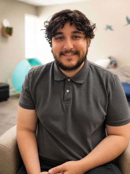 Headshot of Ron Peretz, LCSW