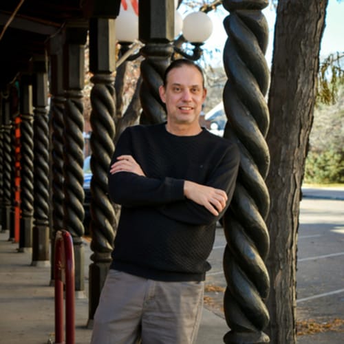 Headshot of Aaron Tomlinson, LPC