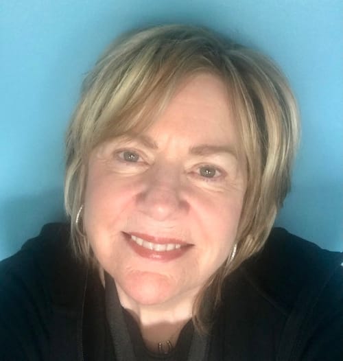 Headshot of Elizabeth Winslow, LCSW