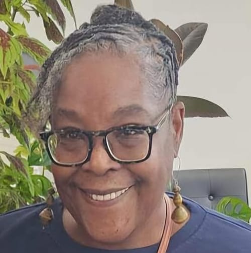 Headshot of Rosemarie Hall, LPC