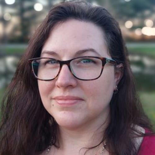 Headshot of Alaithea Hopper, LMHC