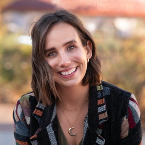 Headshot of Ashley Radtke, LMFT