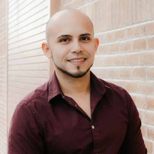 Headshot of Hector Ventura, LCSW