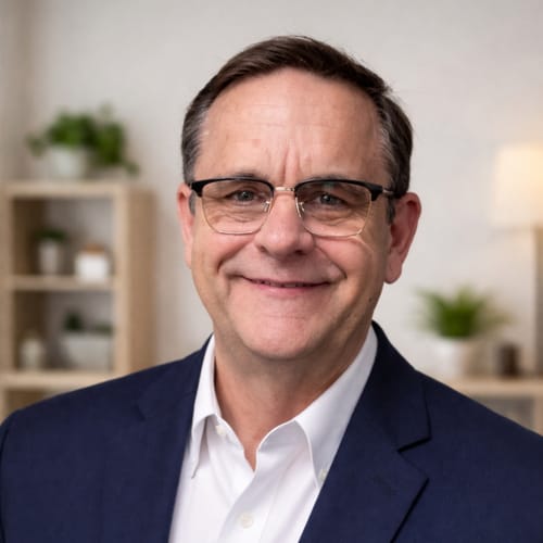 Headshot of Corey Hoffman, LPCC