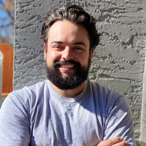 Headshot of Garrett Epler, LPC