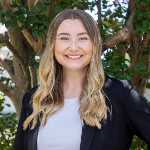 Headshot of Hannah Prince, LPC