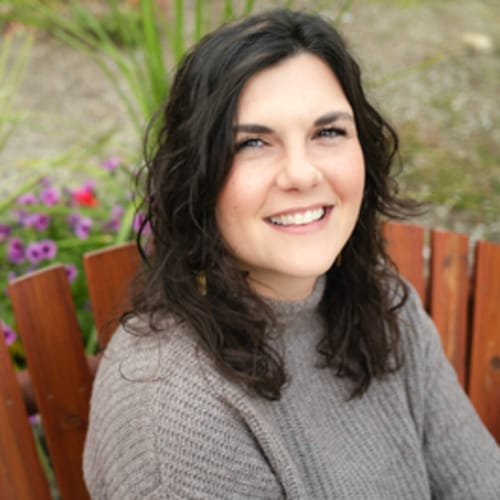 Headshot of Megan Szudarski, LCSW