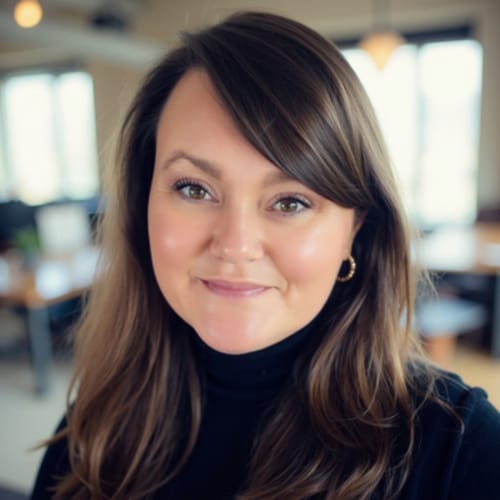 Headshot of Laken Hibbitts, LCSW
