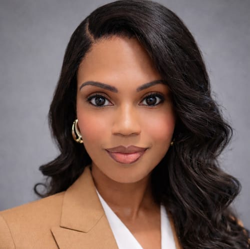 Headshot of Alana Johnstone, LMHC